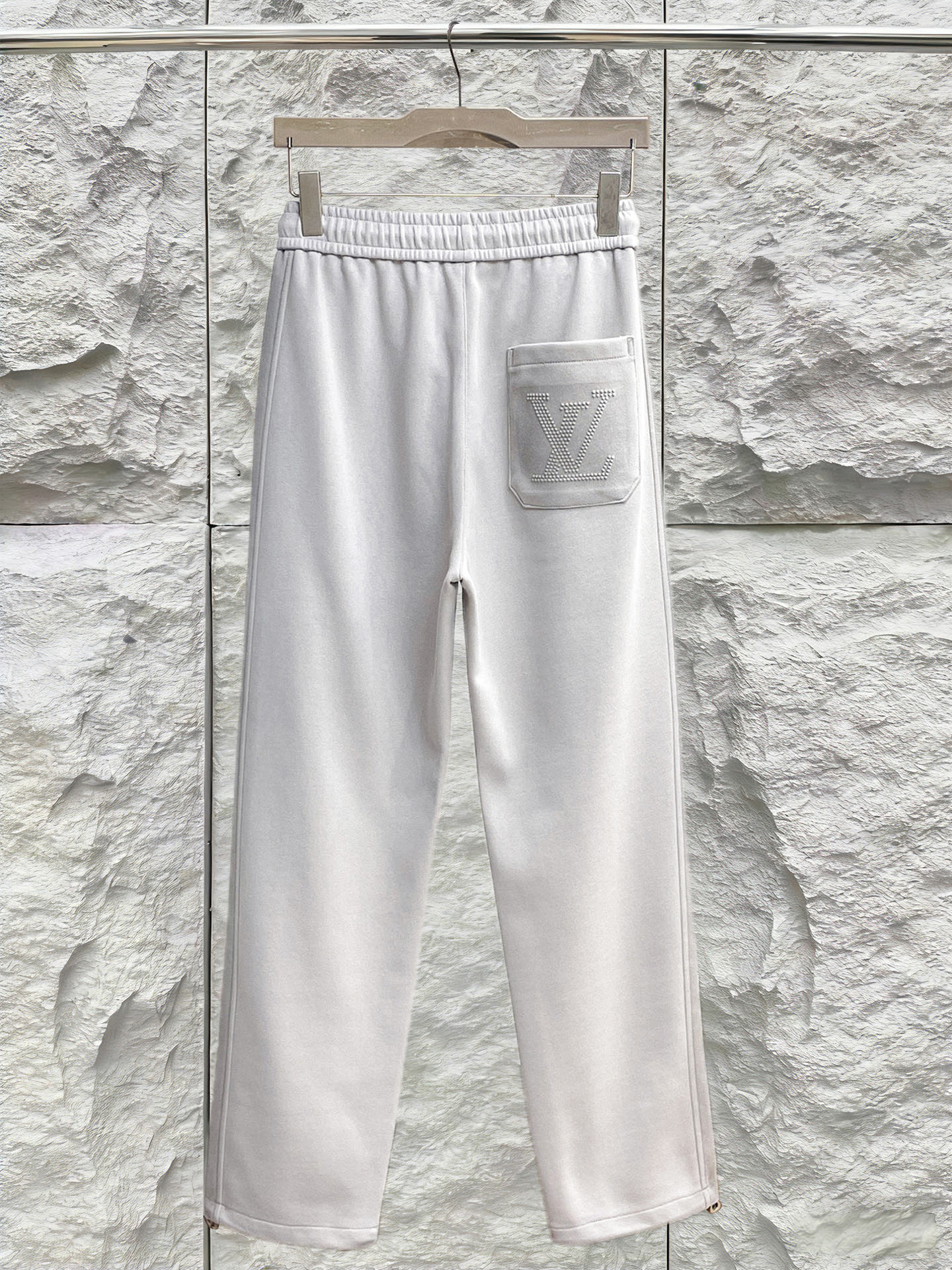 Louis Vuitton Basic Clothing M-l-xl