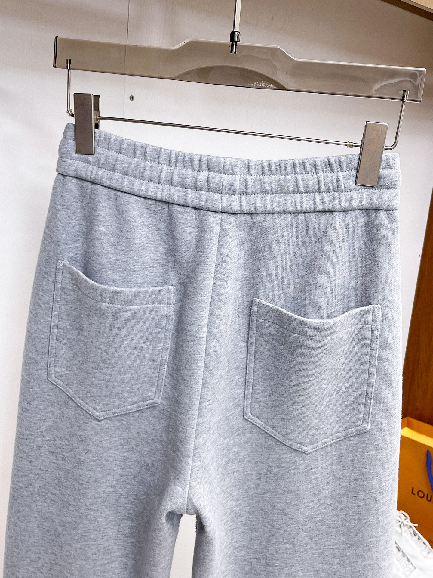 Louis Vuitton Basic Clothing M-l-xl
