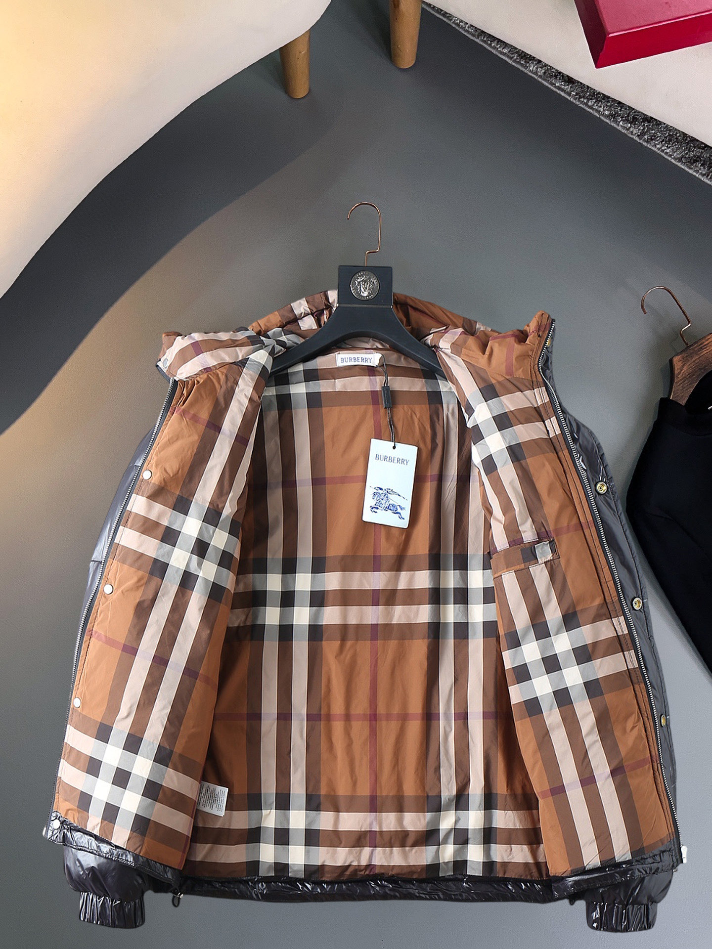 Burberry Down Jacket Goose Down M-l-xl