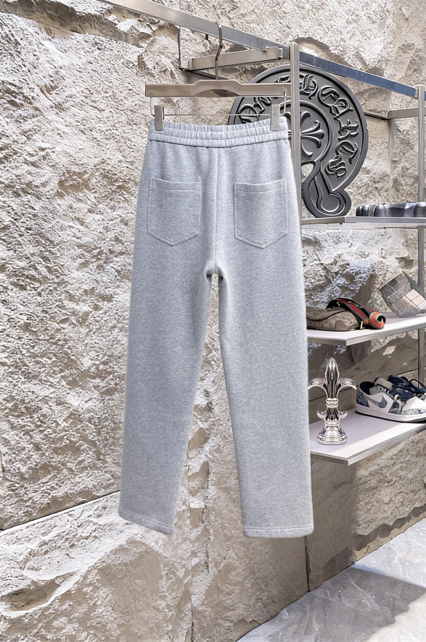 Louis Vuitton Basic Clothing M-l-xl