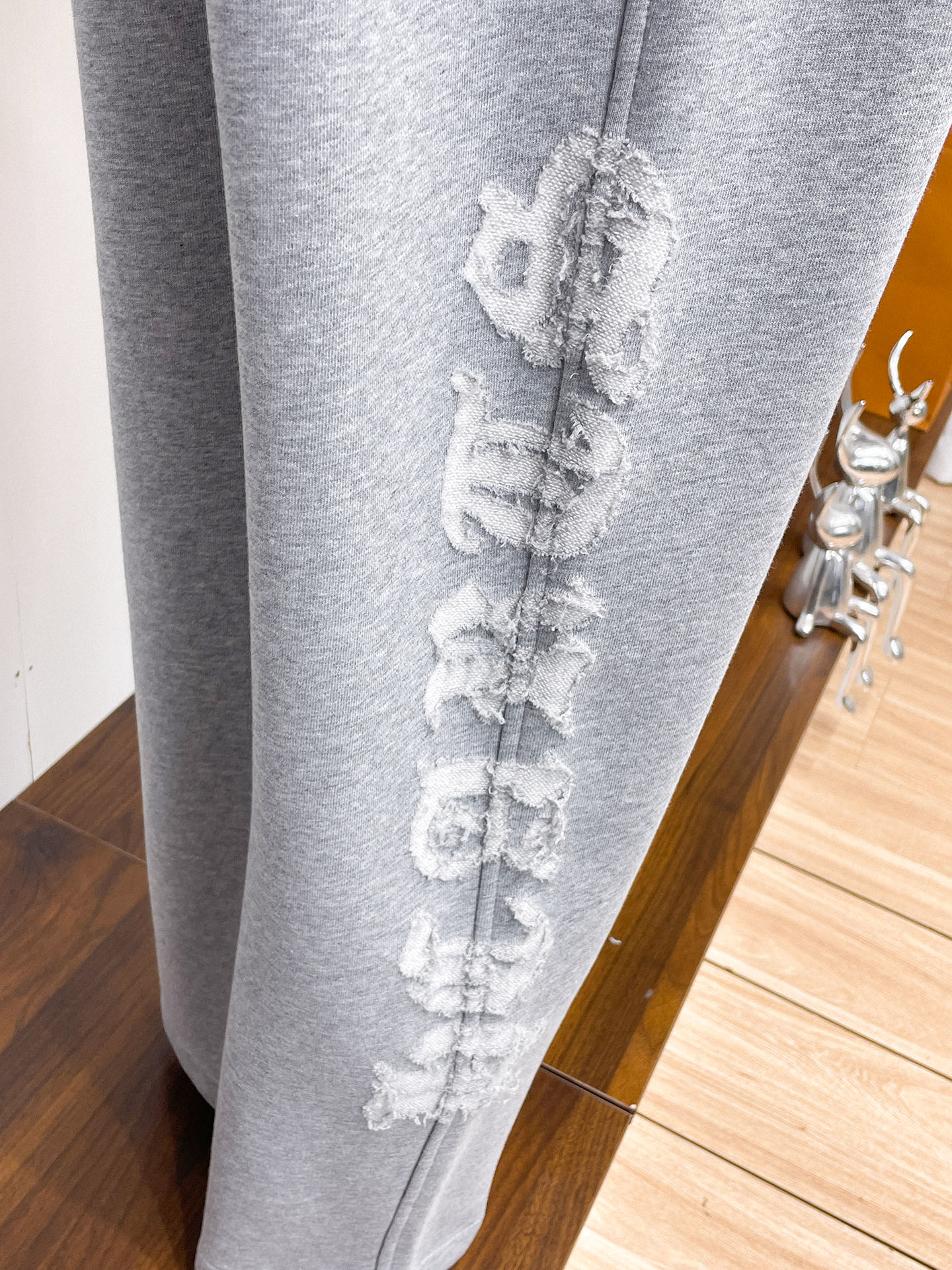 Louis Vuitton Basic Clothing M-l-xl