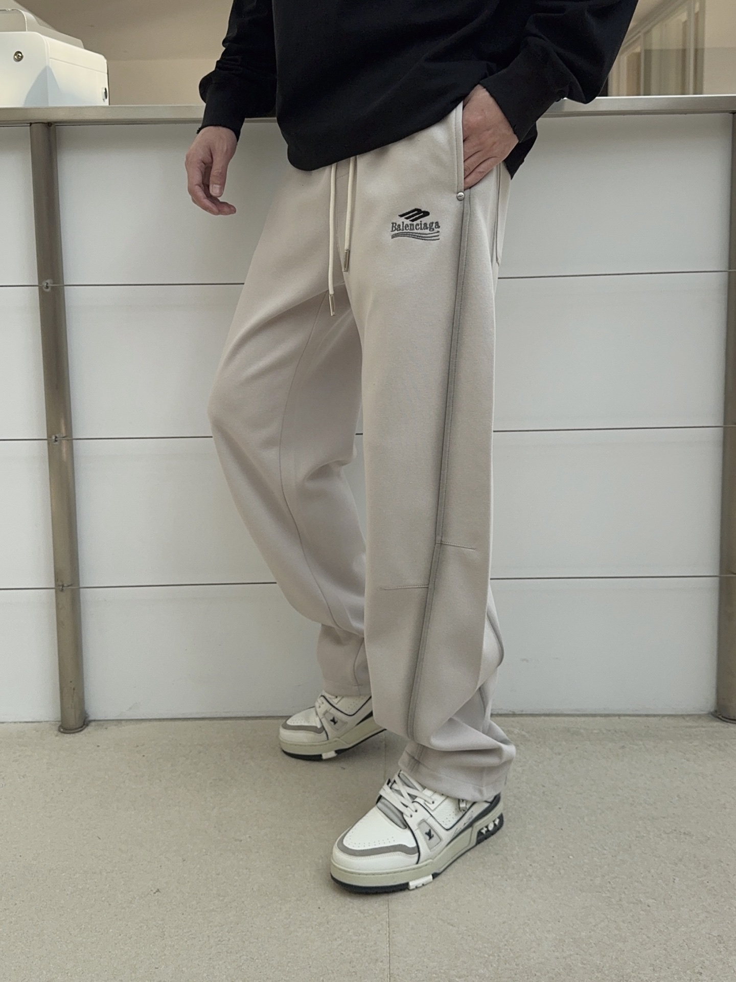 Balenciaga Basic Clothing M-l-xl