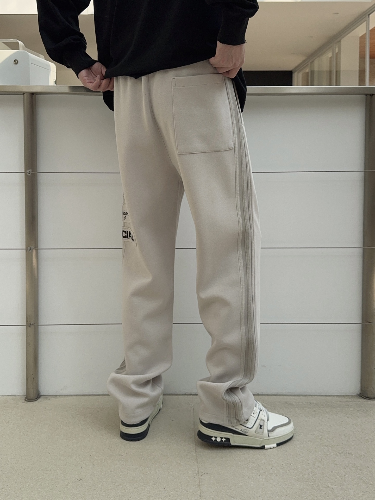 Balenciaga Basic Clothing M-l-xl