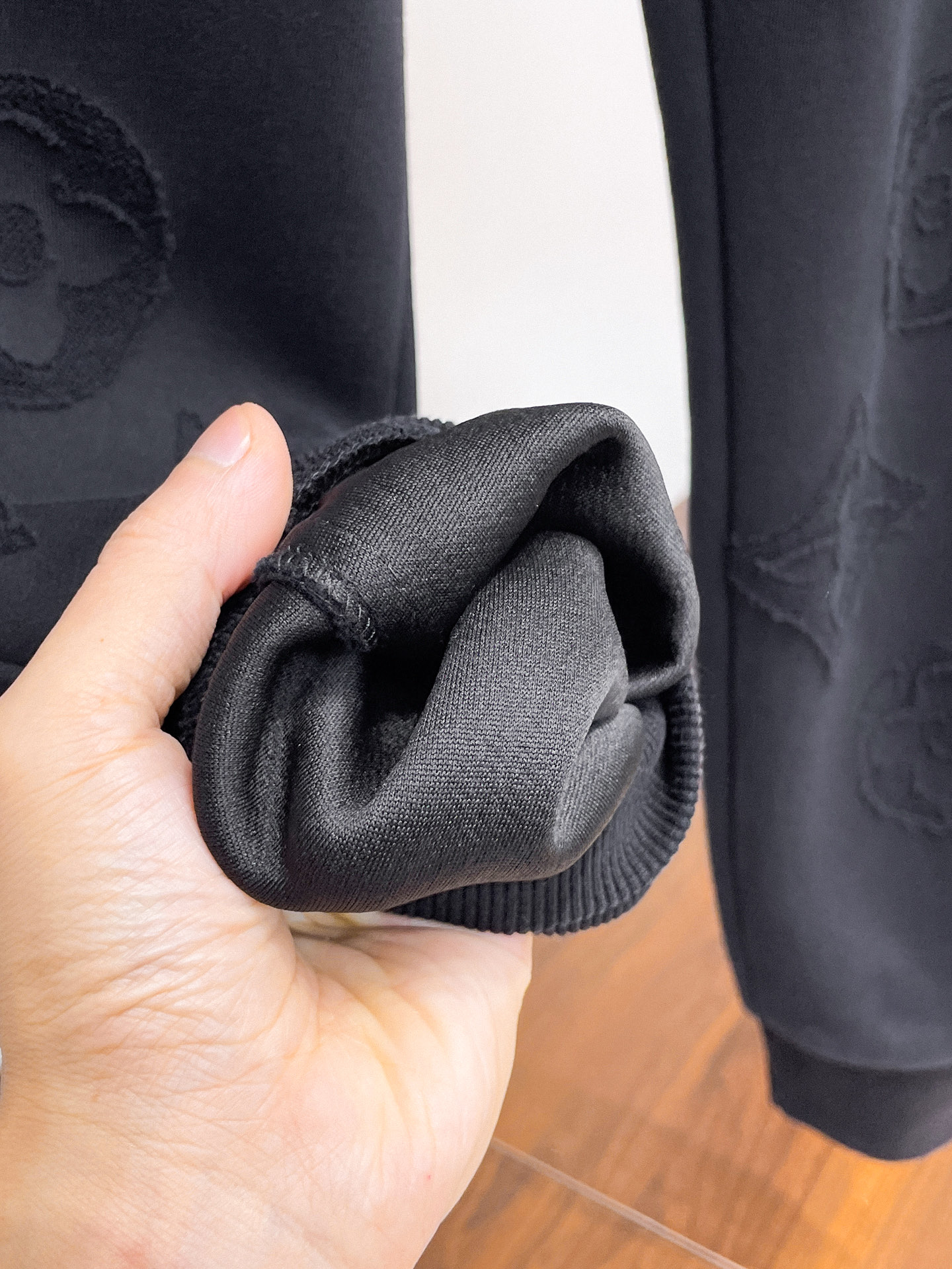 Louis Vuitton Basic Clothing M-l-xl