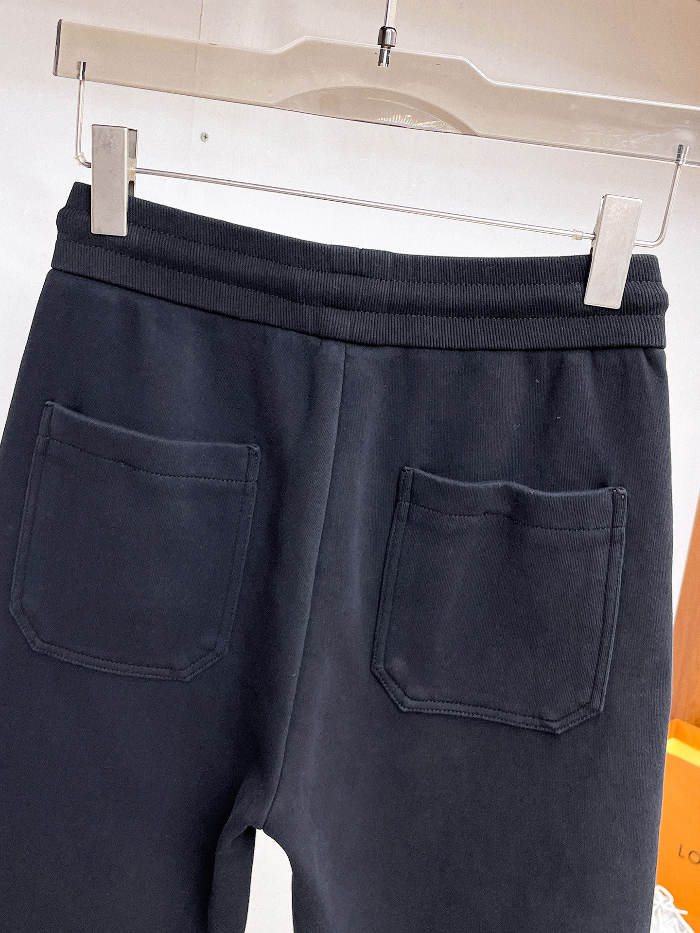 Louis Vuitton Basic Clothing M-l-xl