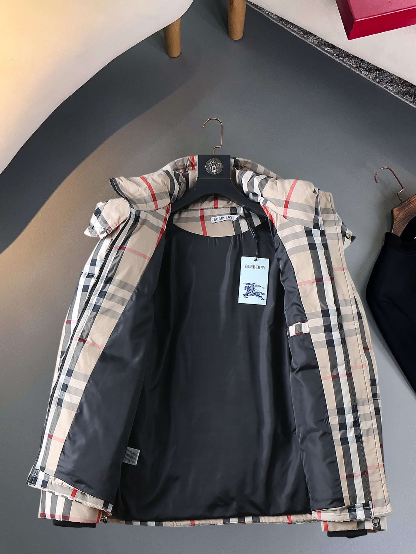 Burberry Down Jacket Goose Down M-l-xl