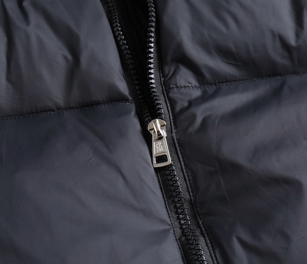 Moncler Down Jacket Goose Down M-l-xl