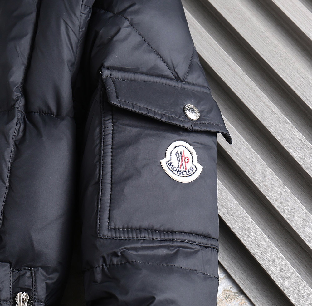 Moncler Down Jacket Goose Down M-l-xl
