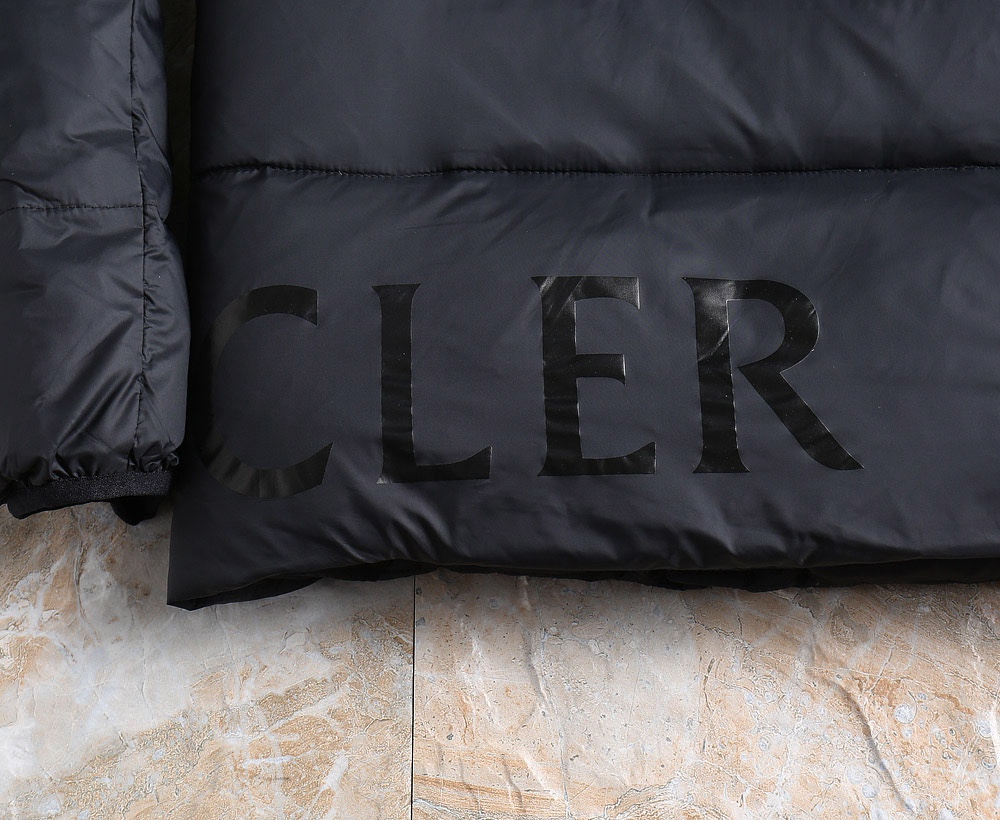 Moncler Down Jacket Goose Down M-l-xl