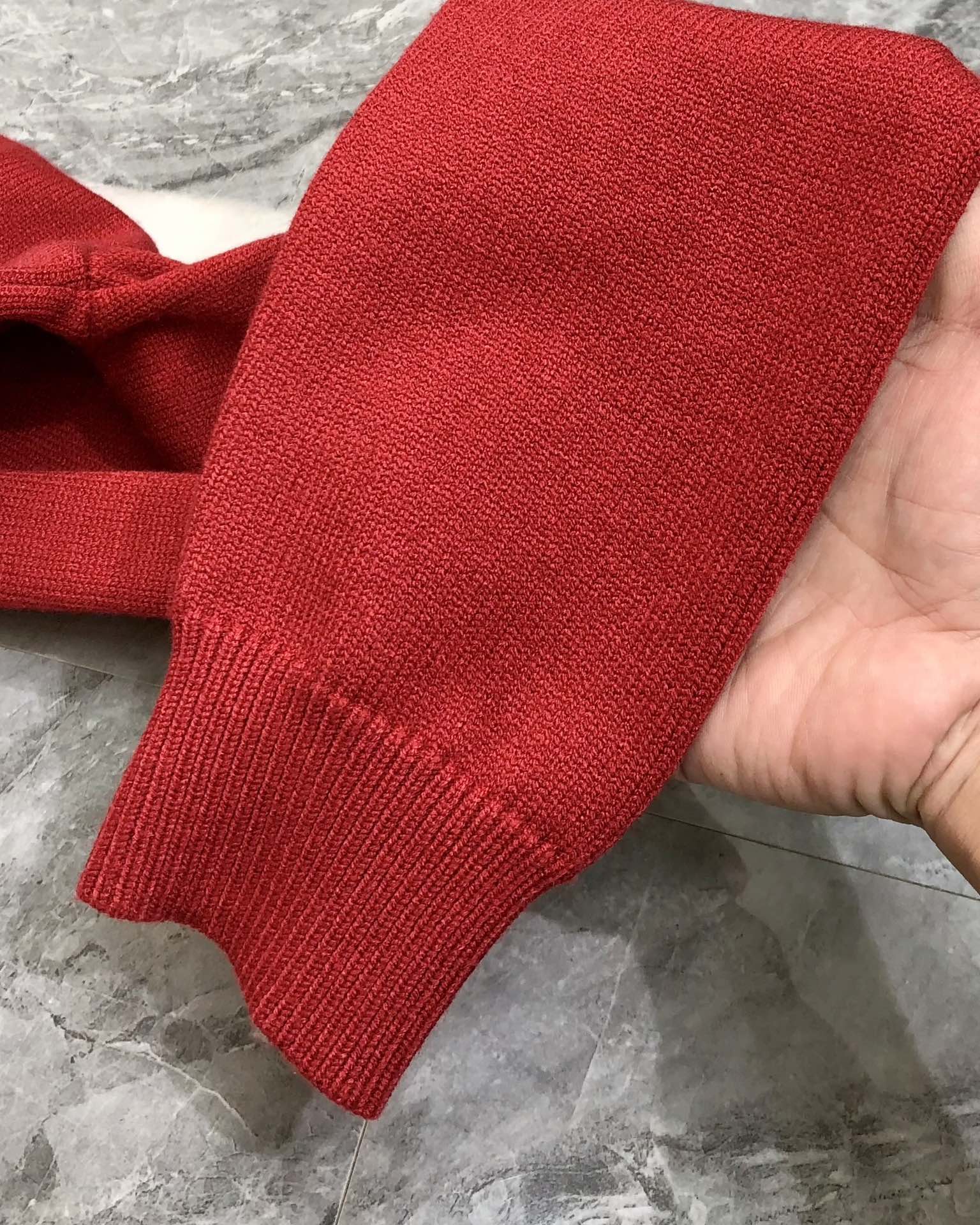 Louis Vuitton Male Basic Clothing Wool Red M-l-xl