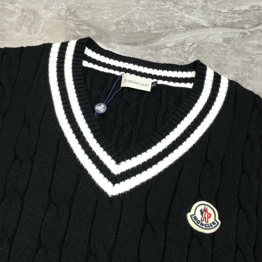 Moncler Male Basic Clothing Wool M-l-xl