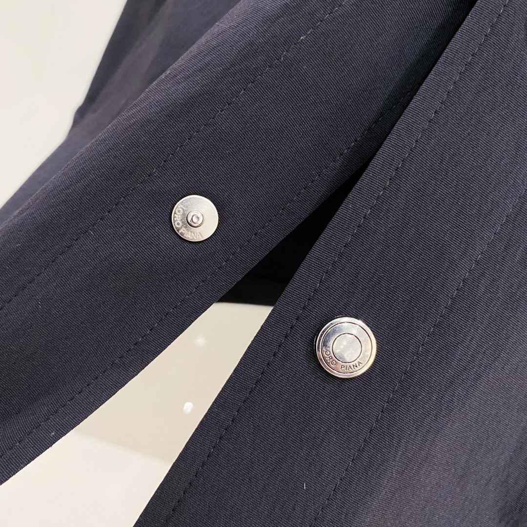 Loro Piana Basic Clothing S-l