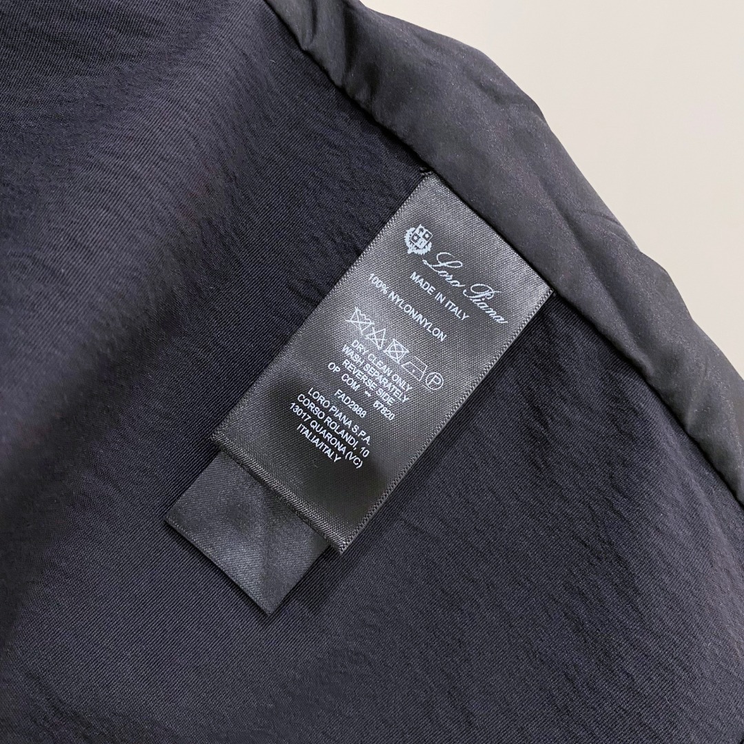 Loro Piana Basic Clothing S-l