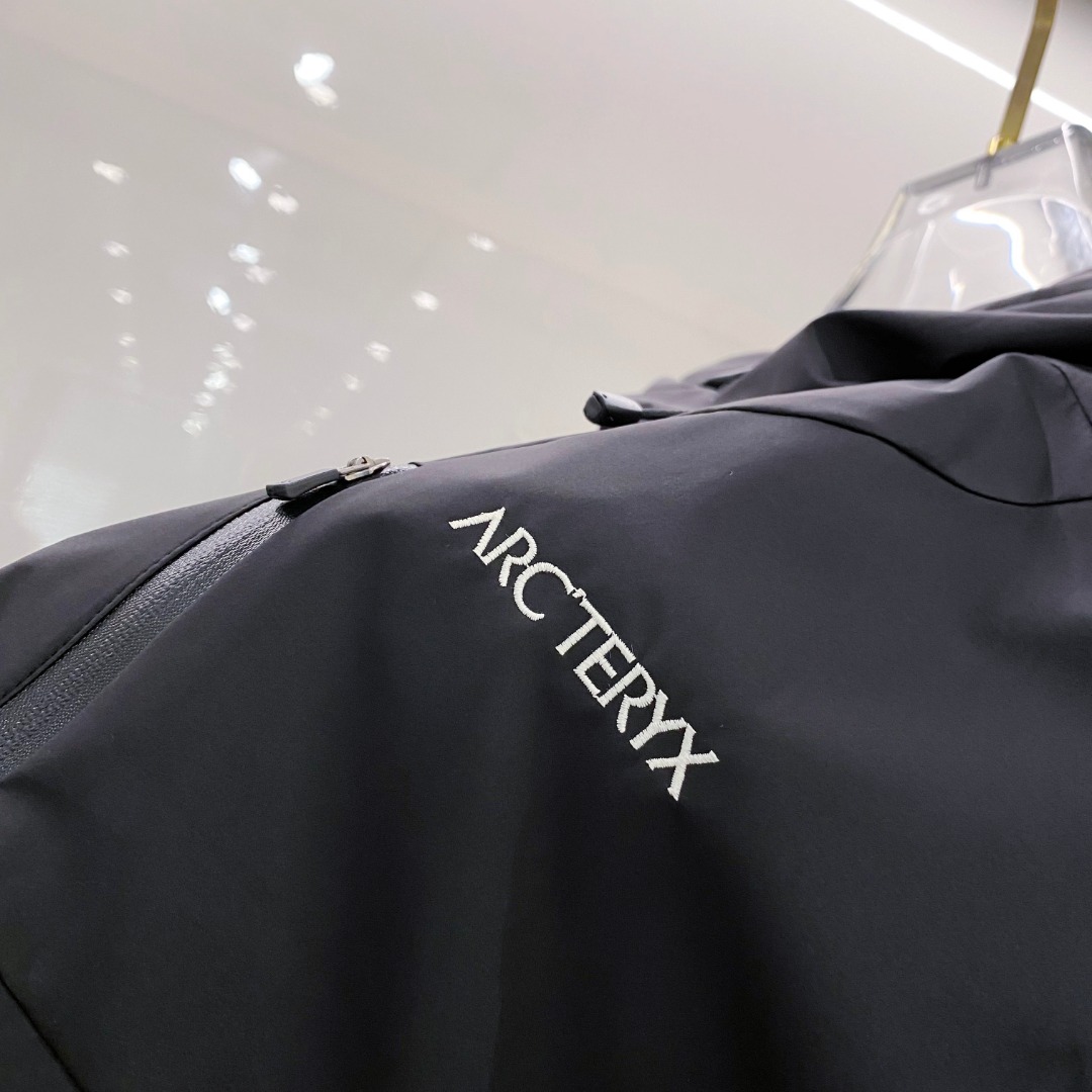 Arcteryx Male Jacket S