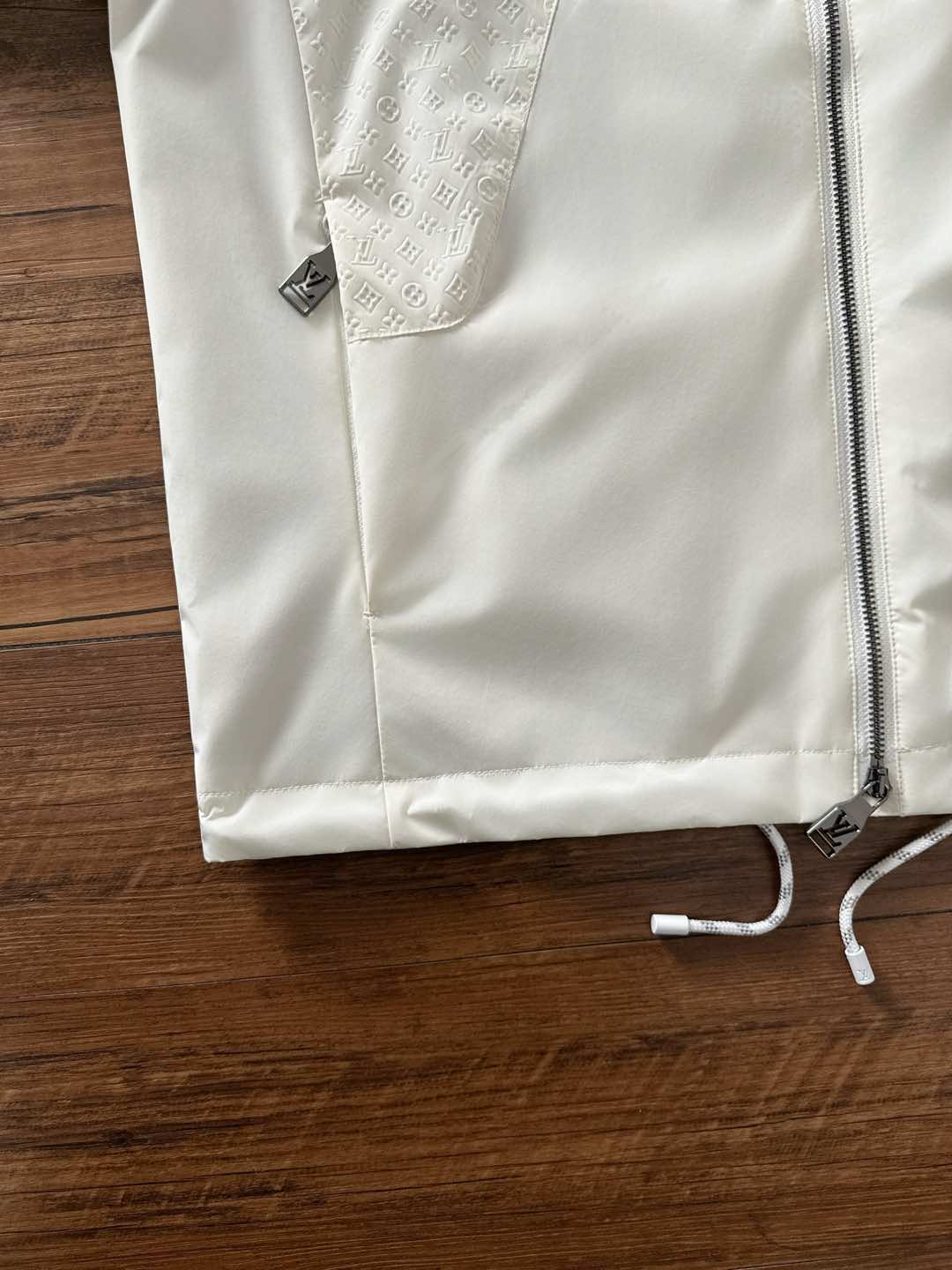 Louis Vuitton Jacket Black Hooded S-l