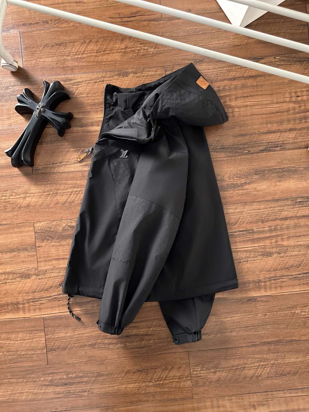Louis Vuitton Jacket Black Hooded S-l