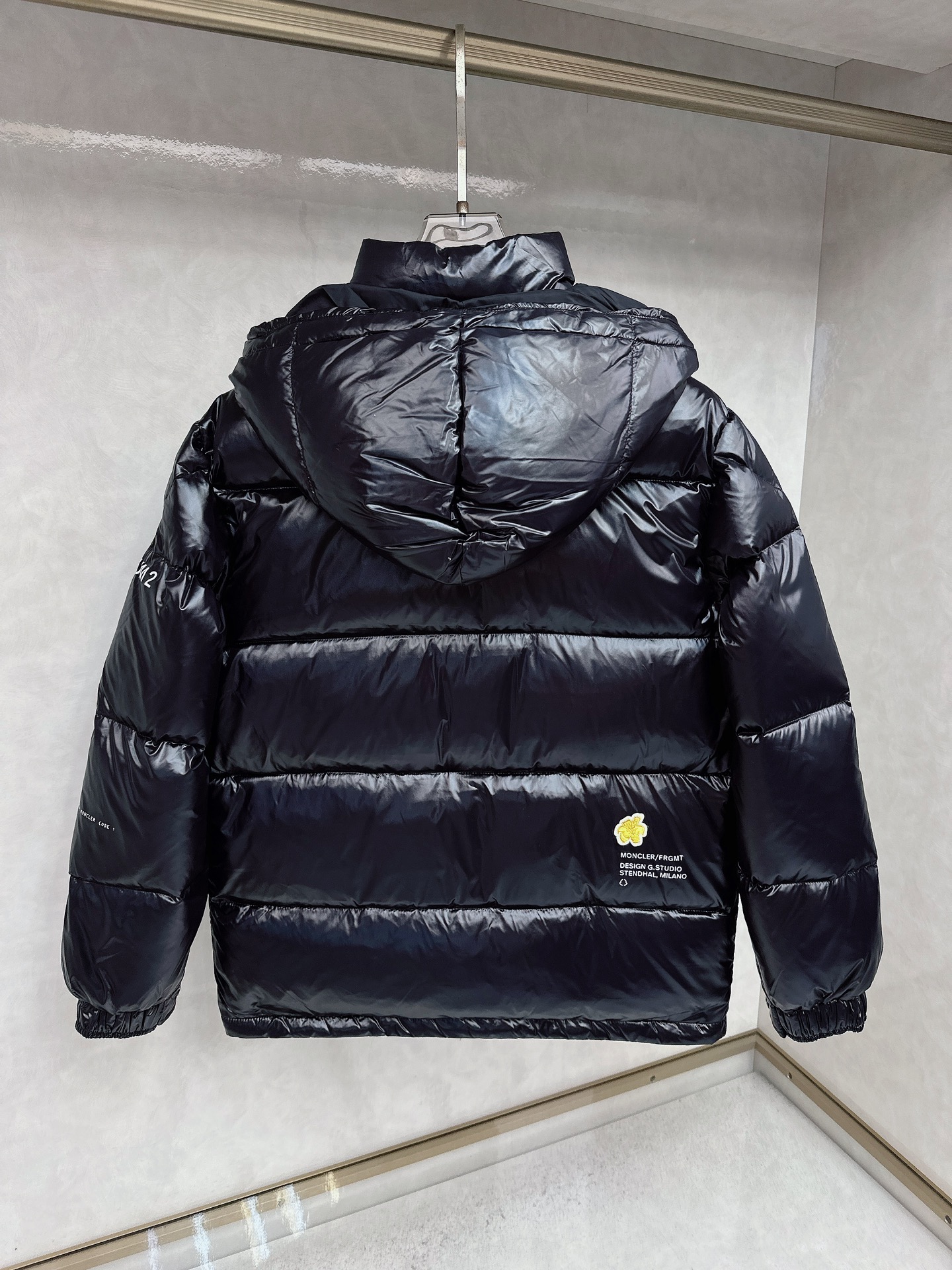 Moncler Male Down Jacket White Duck Down Hooded M-l
