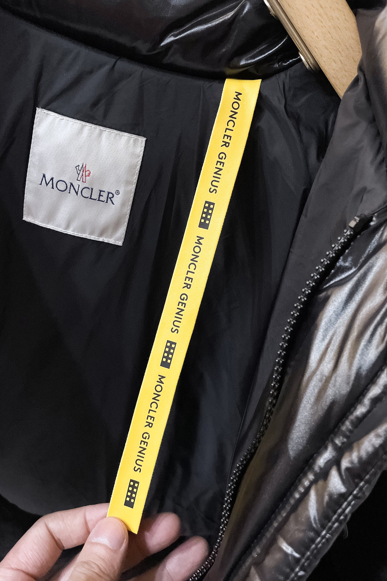 Moncler Couple Down Jacket M-l