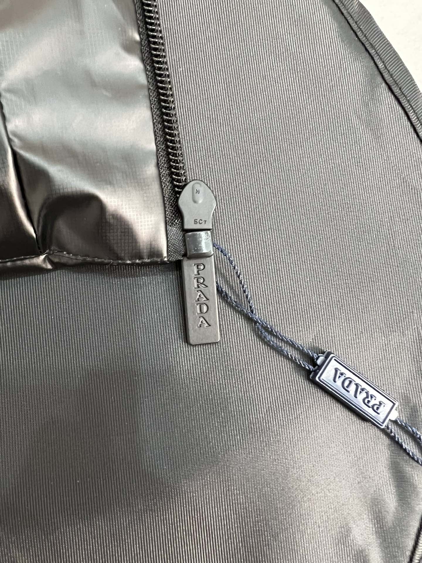 Prada Basic Clothing L