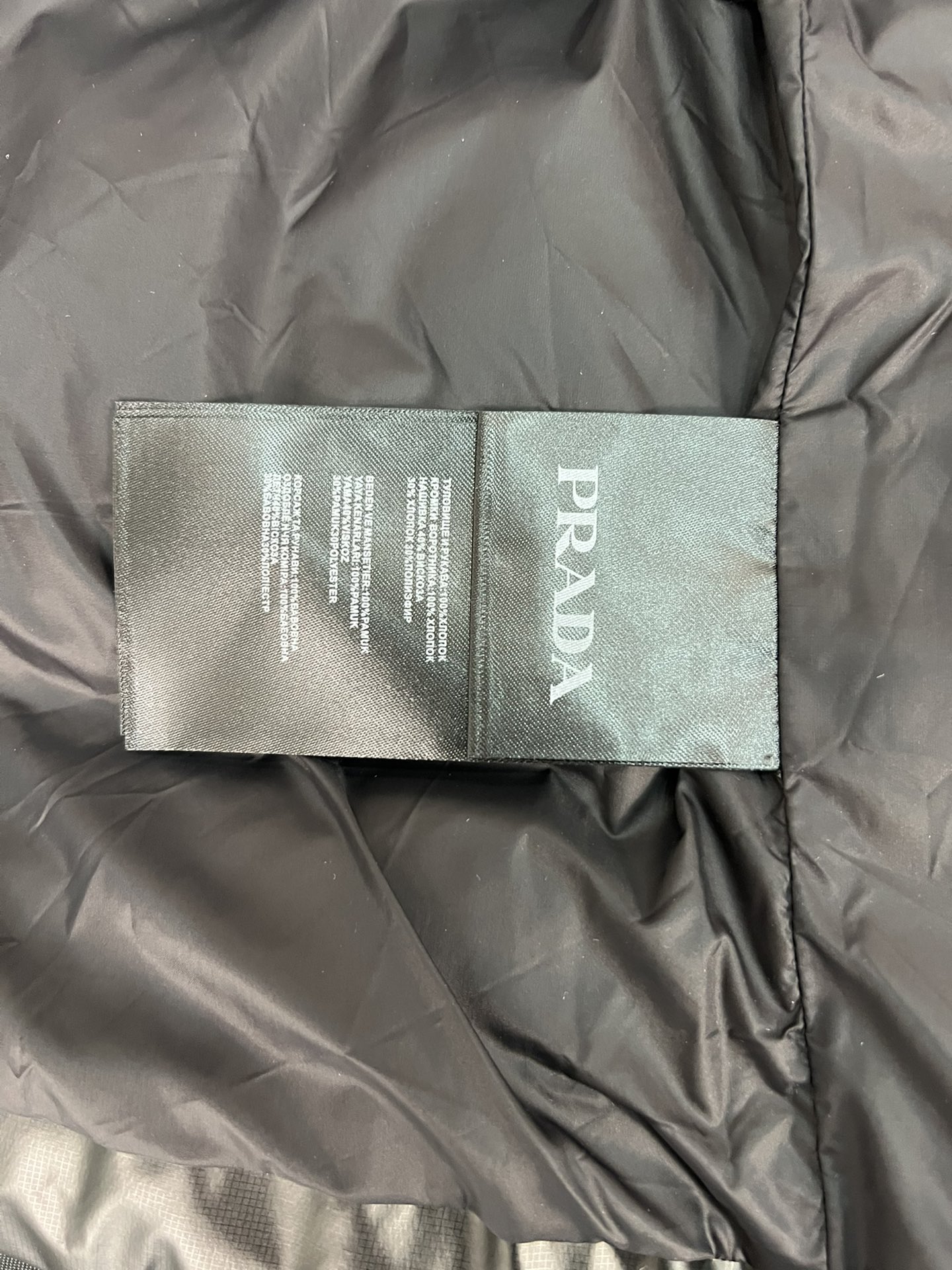Prada Basic Clothing L