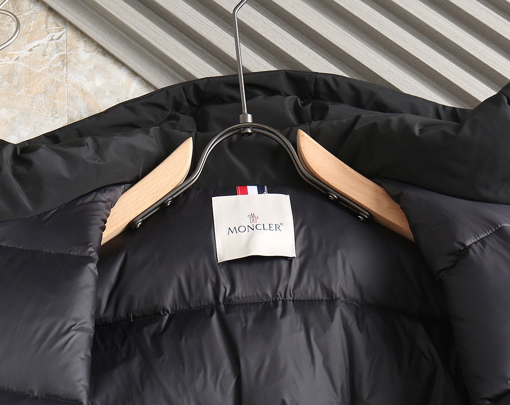 Moncler Down Jacket Goose Down M-l-xl