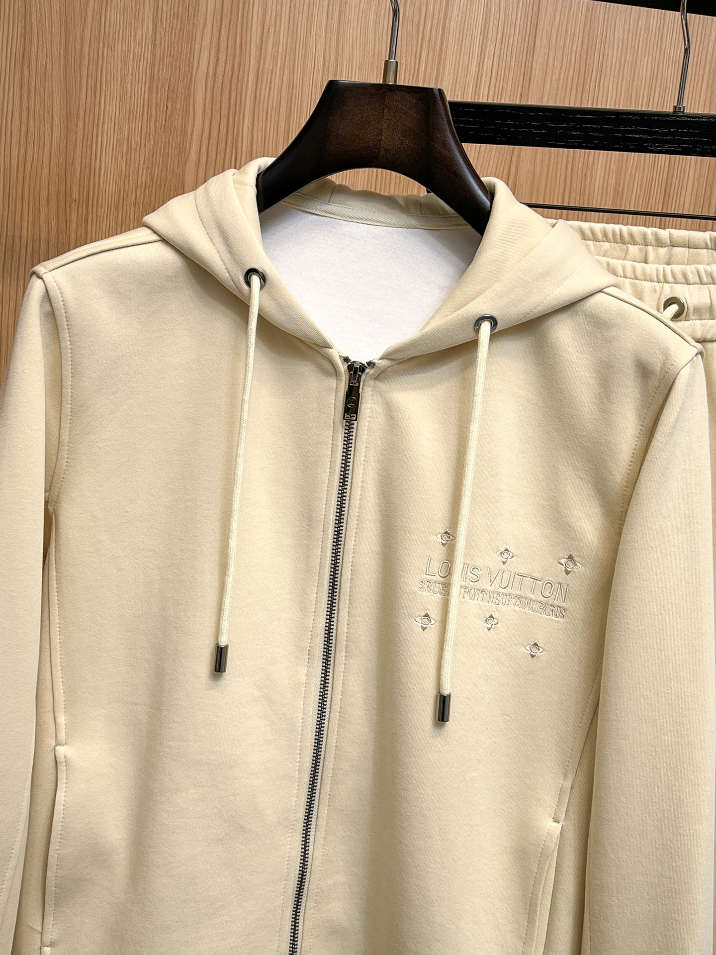 Louis Vuitton Basic Clothing Cotton M-l-xl