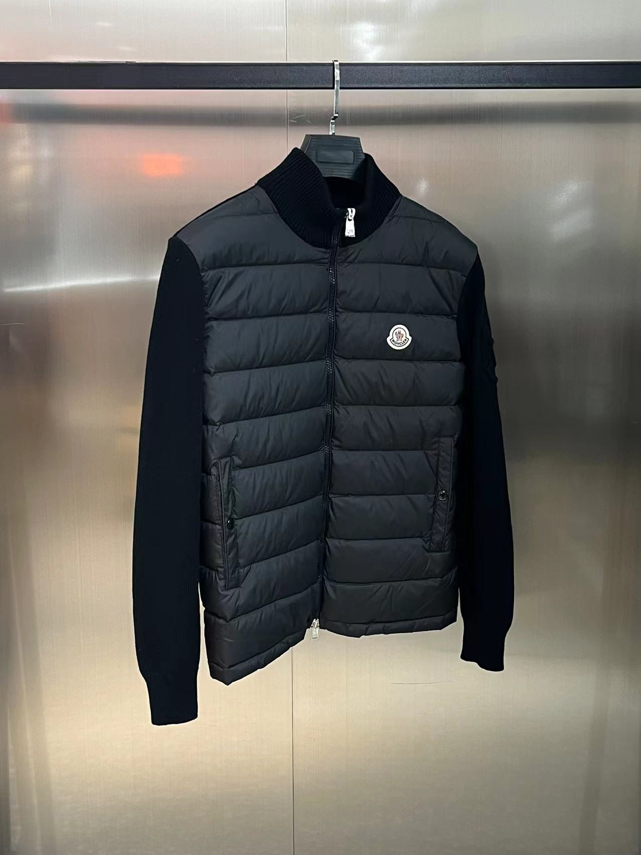 Moncler Down Jacket Black S-m-l-xl