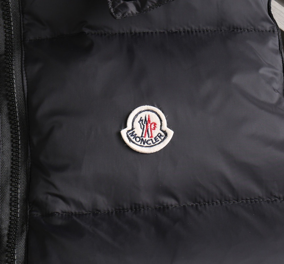 Moncler Vest Goose Down M-l-xl