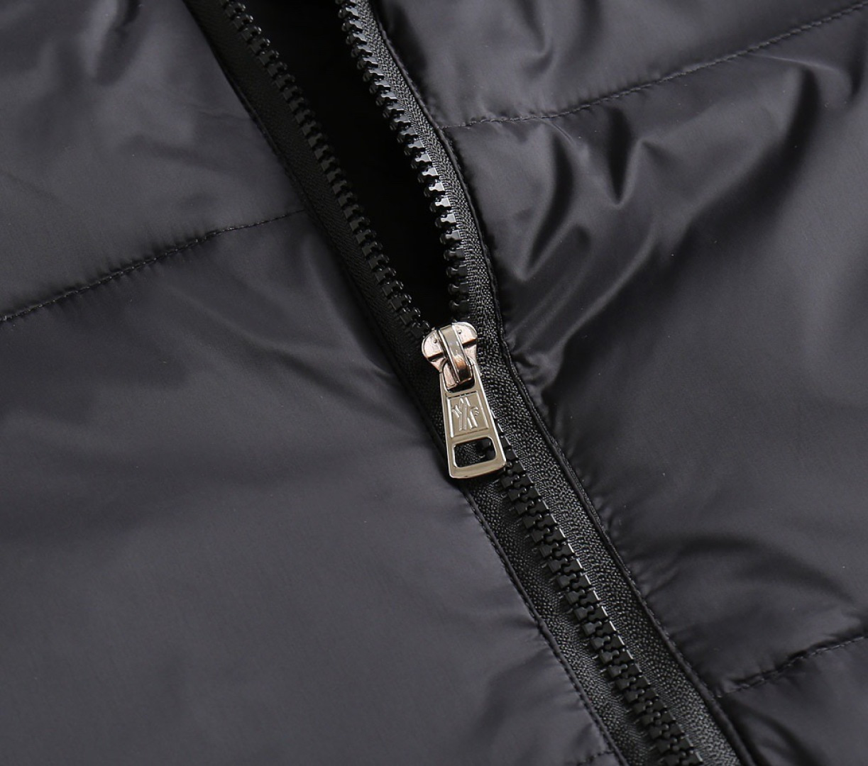 Moncler Vest Goose Down M-l-xl
