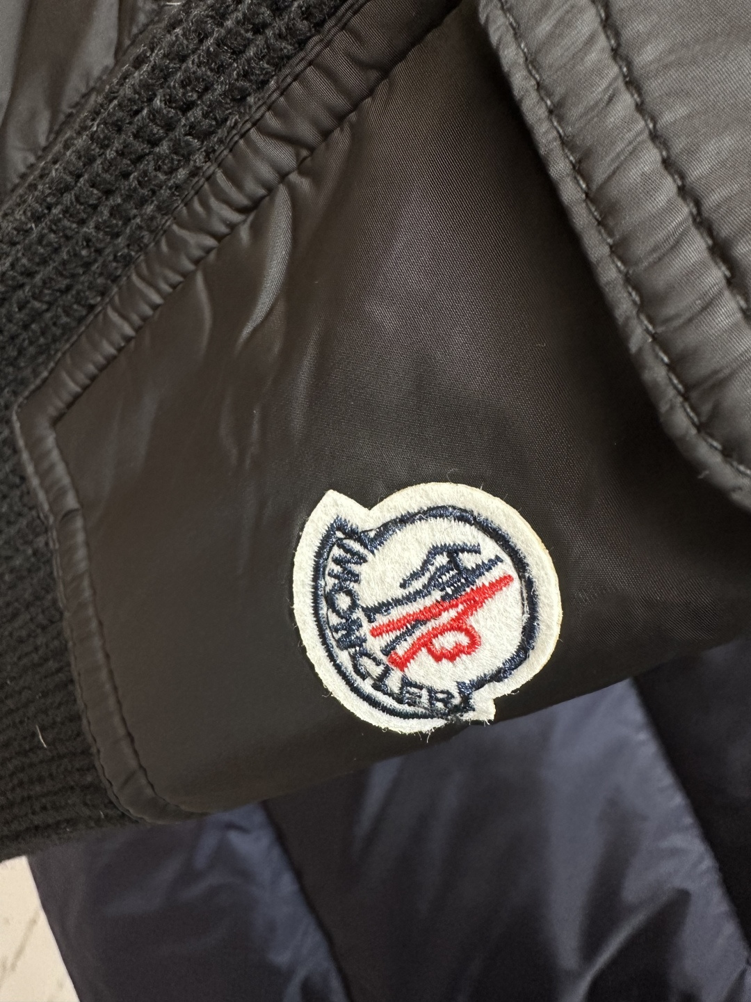 Moncler Down Jacket M-l-xl