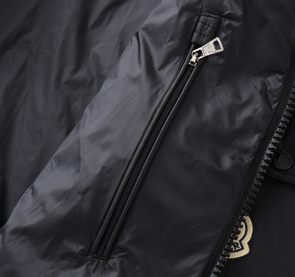 Moncler Down Jacket Knitted Black Slim Fit L-xl
