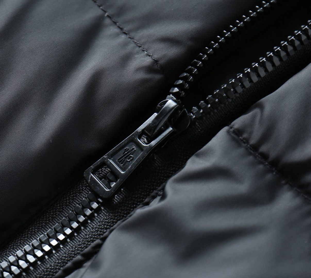 Moncler Down Vest Goose Down M-l-xl