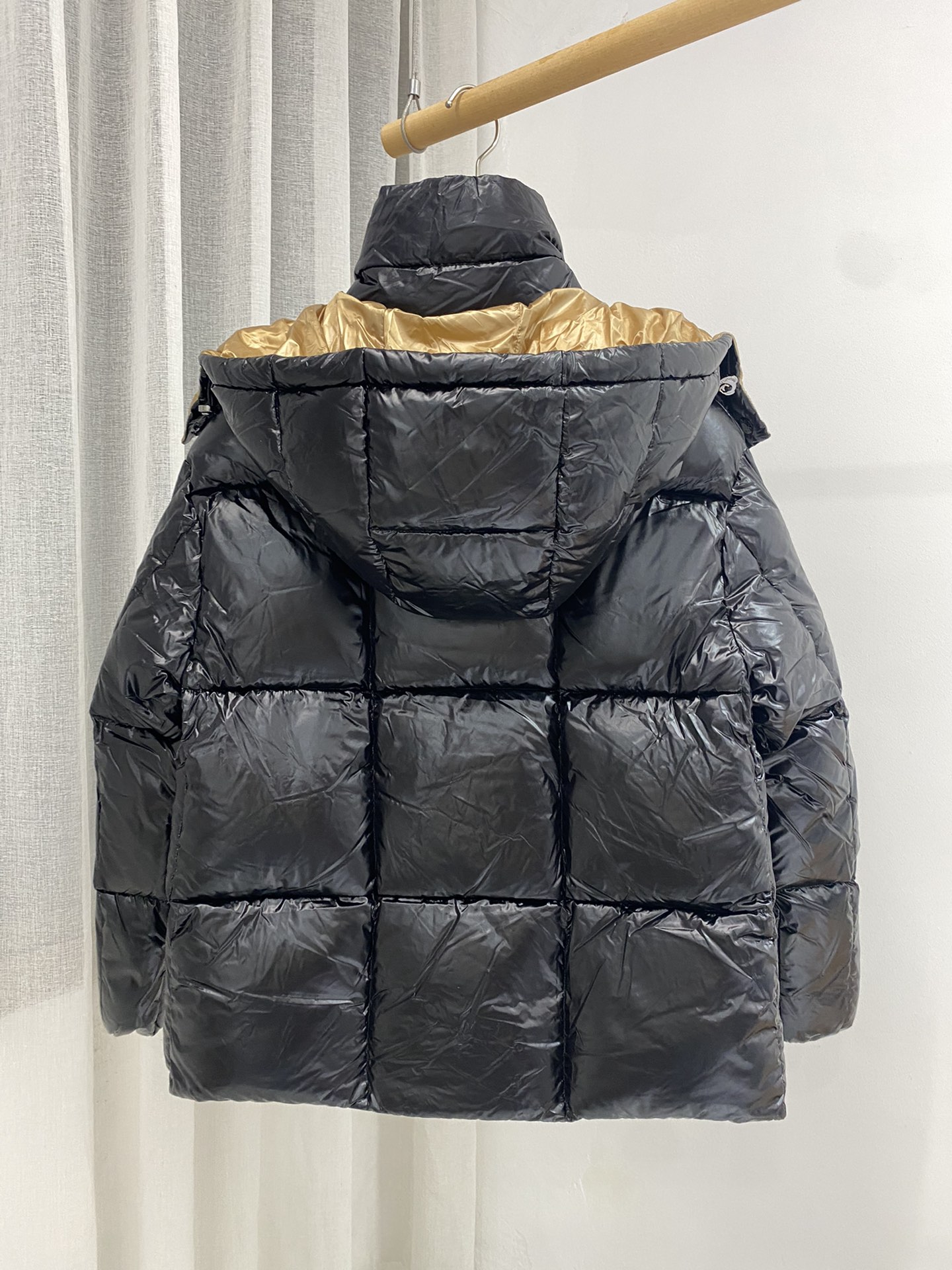 Moncler Down Jacket M-l
