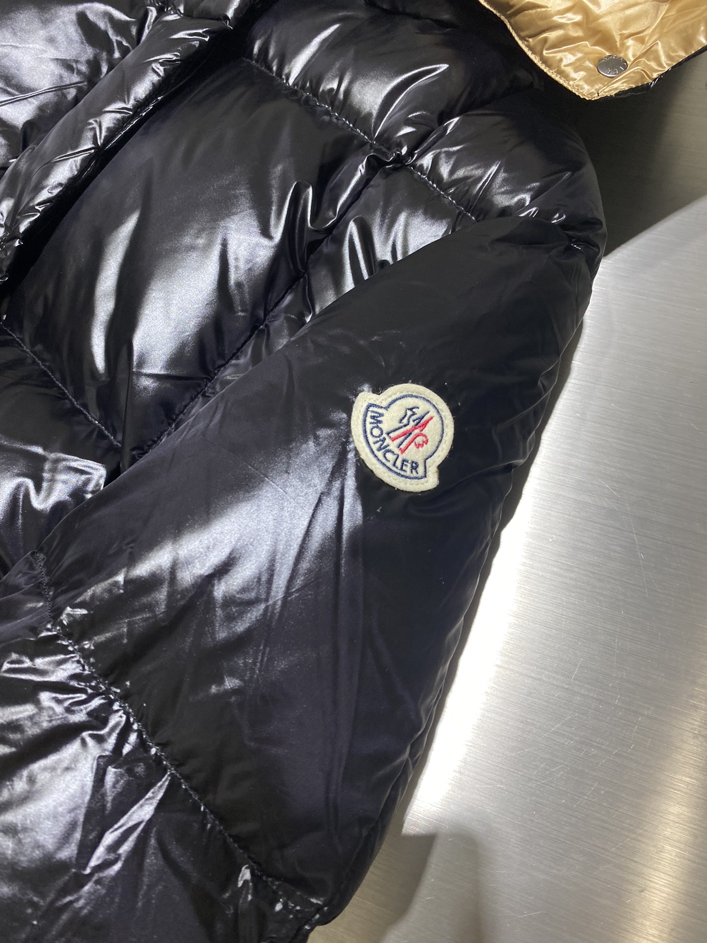 Moncler Down Jacket M-l
