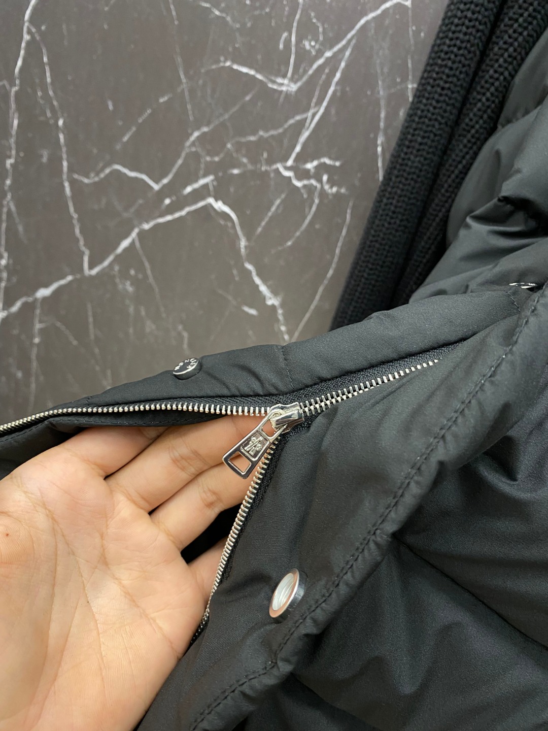 Moncler Down Jacket Knitted Black M-l