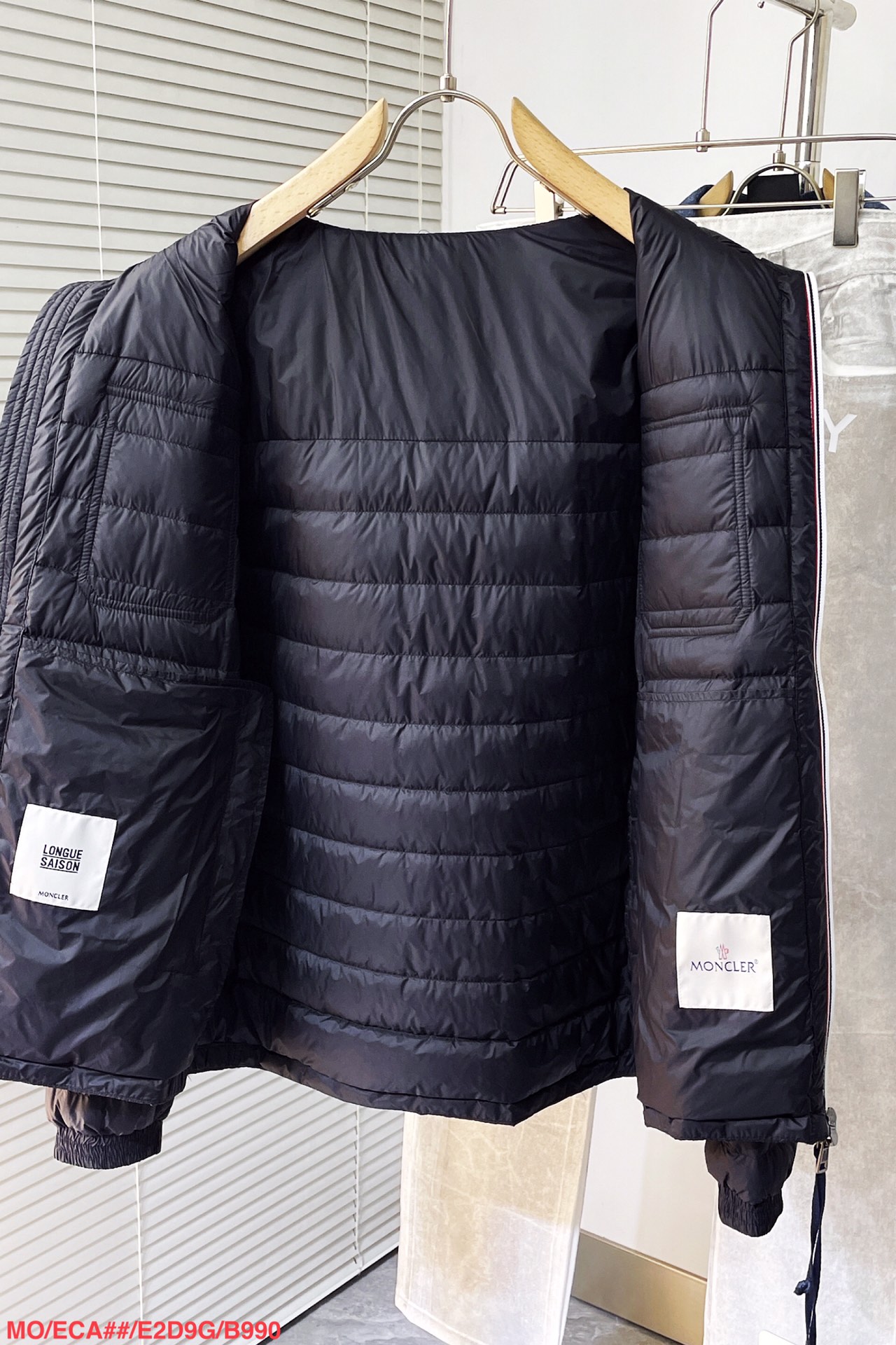 Moncler Down Jacket Hooded S-m-l