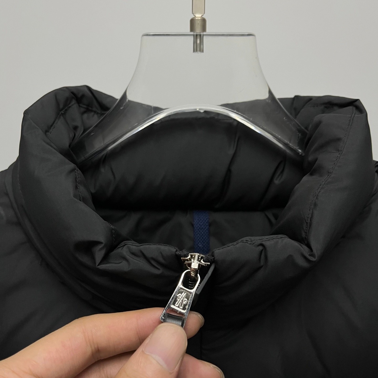 Moncler Down Jacket S-m