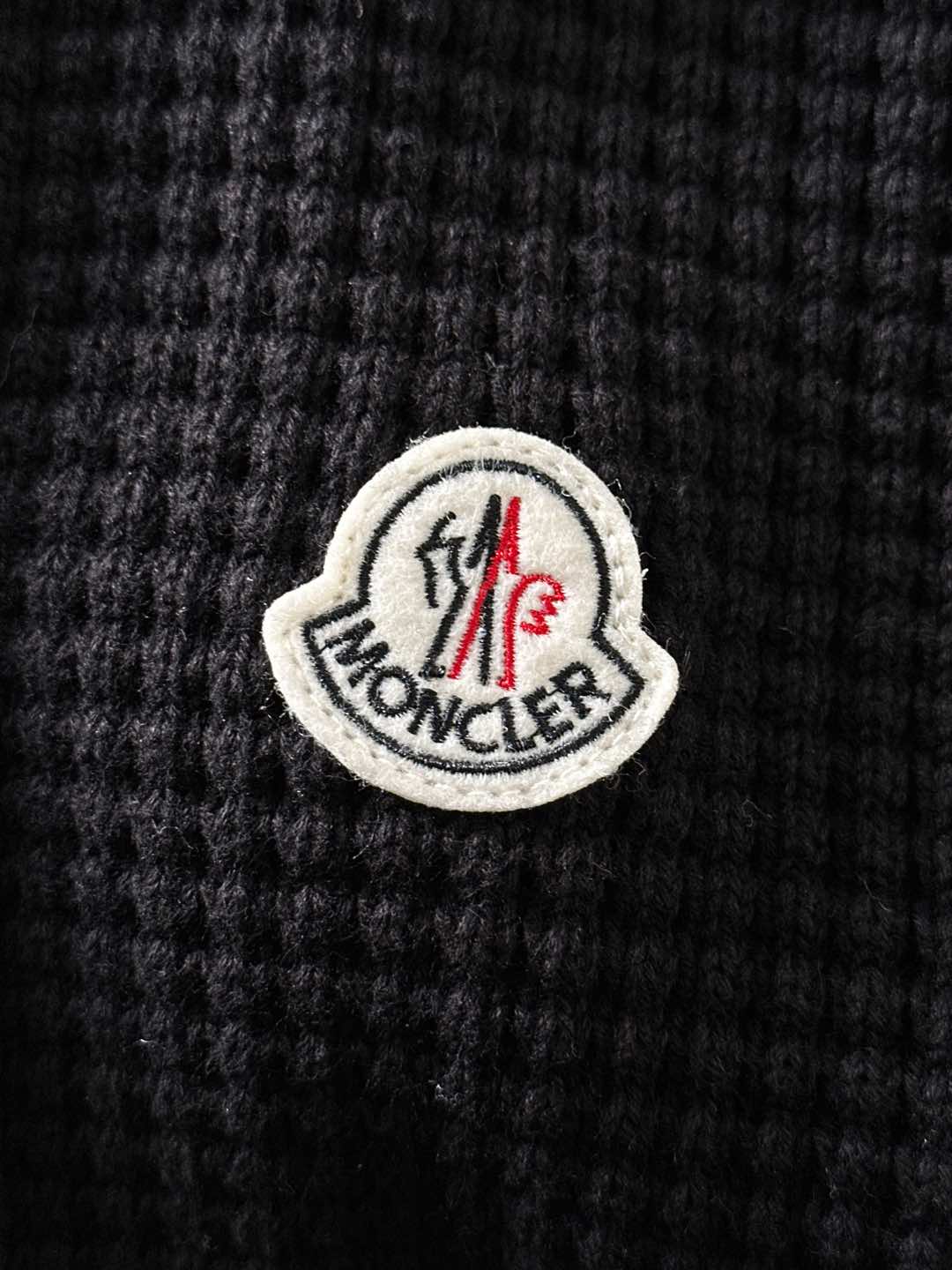 Moncler Down Jacket Knitted Black Hooded M-l