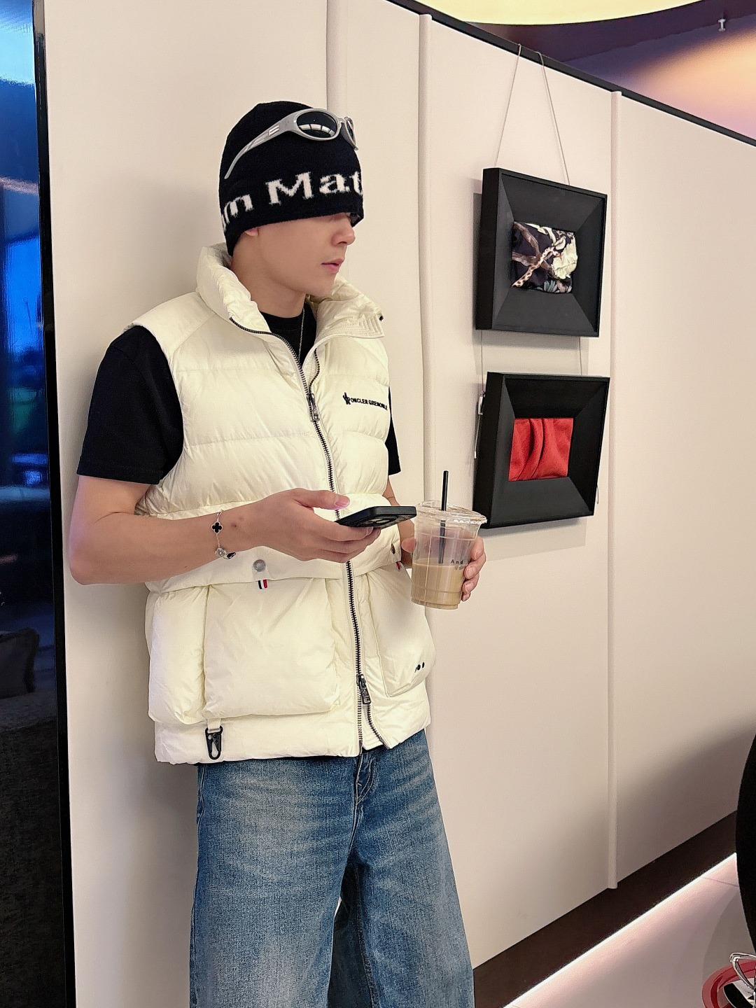 Moncler Down Vest White Duck Down Black M-l