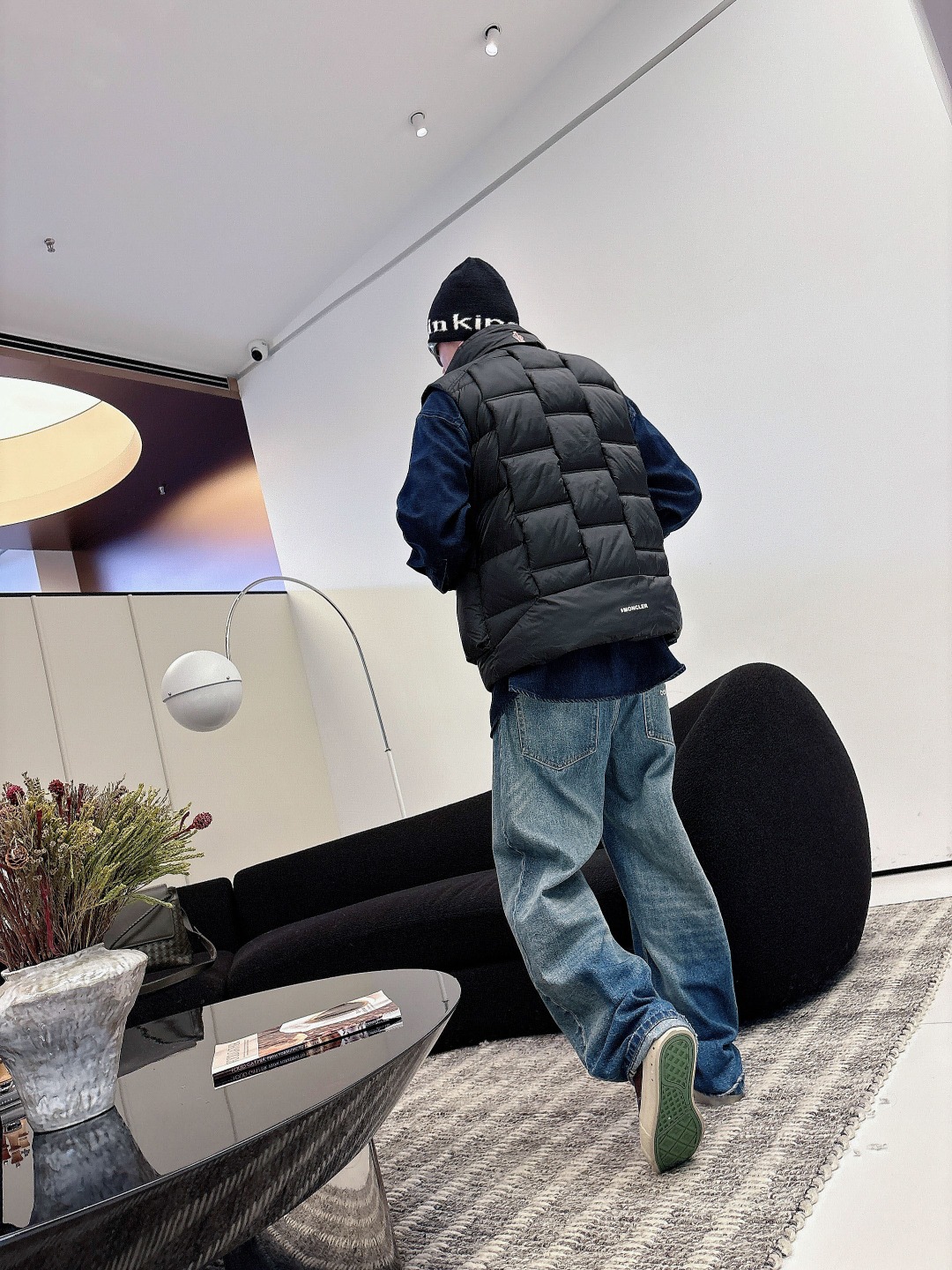 Moncler Down Vest White Duck Down Black M-l