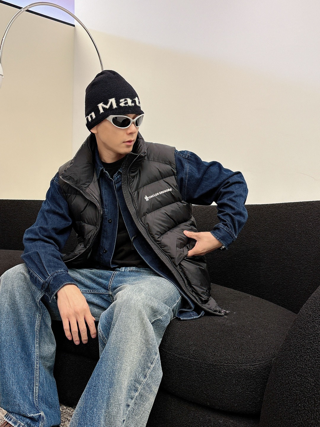 Moncler Down Vest White Duck Down Black M-l