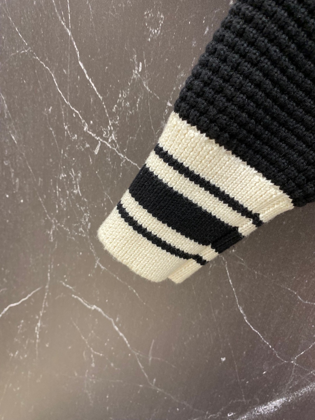 Moncler Down Jacket Knitted Black Hooded M-l