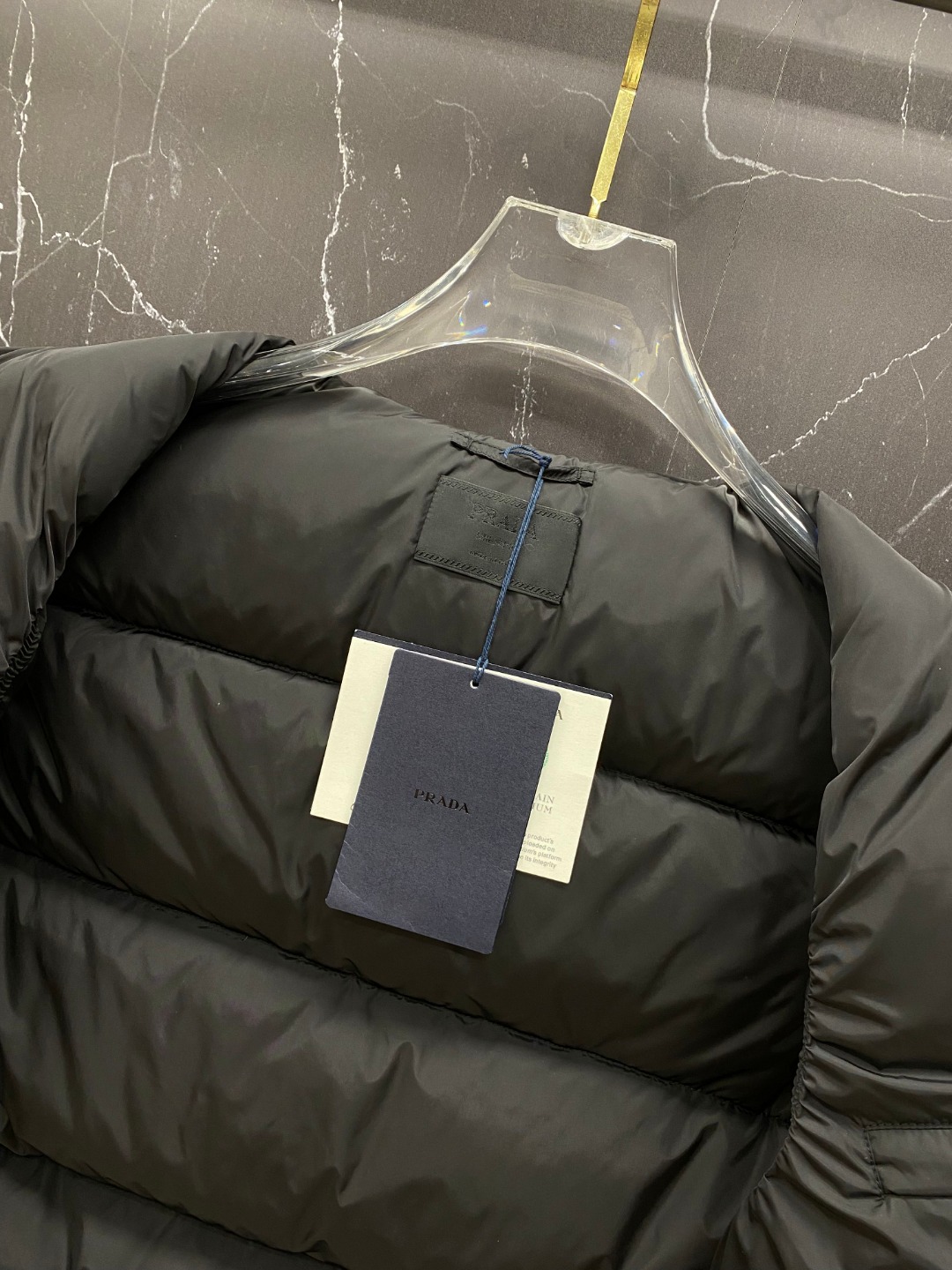 Prada Down Vest White Duck Down 56