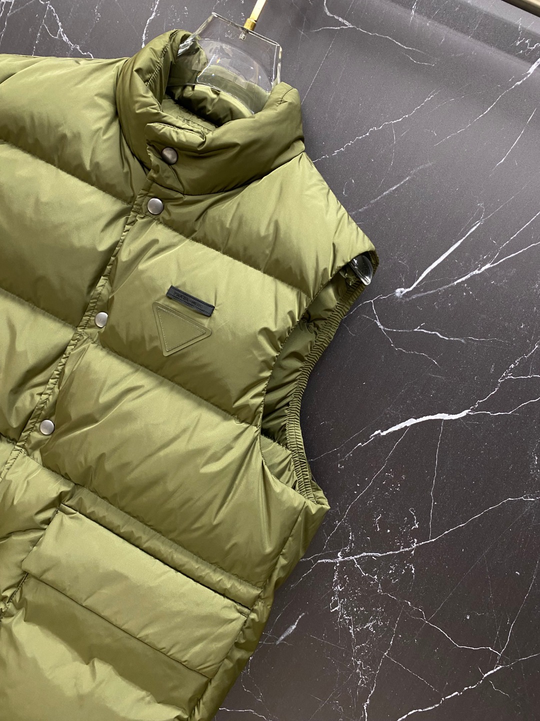 Prada Down Vest White Duck Down 56