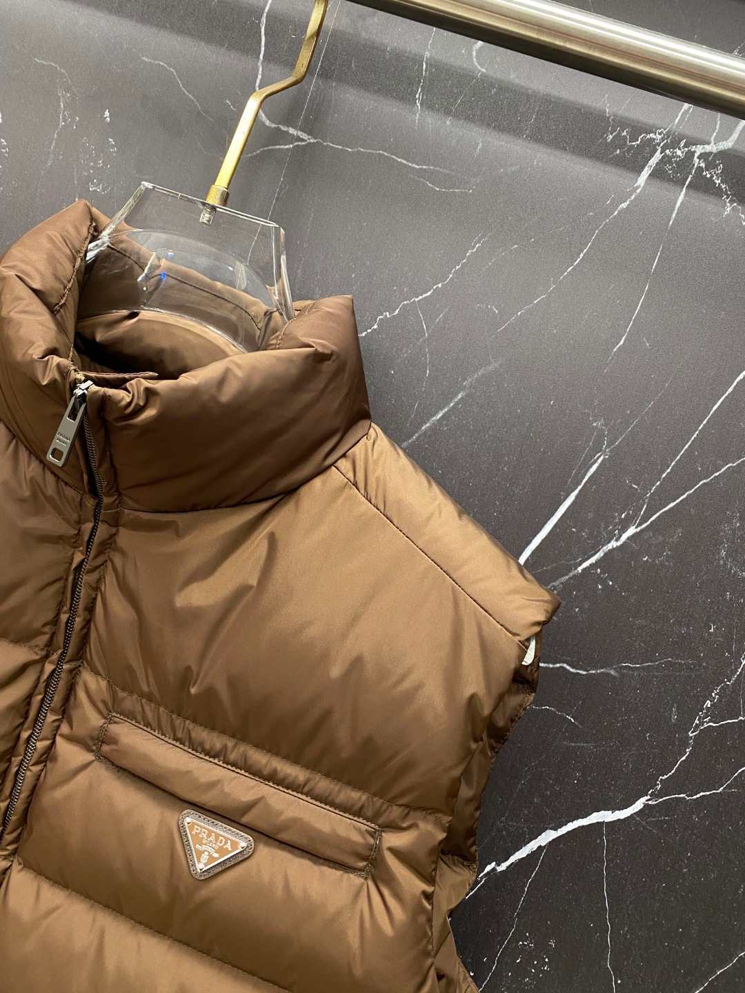 Prada Down Vest White Duck Down 56