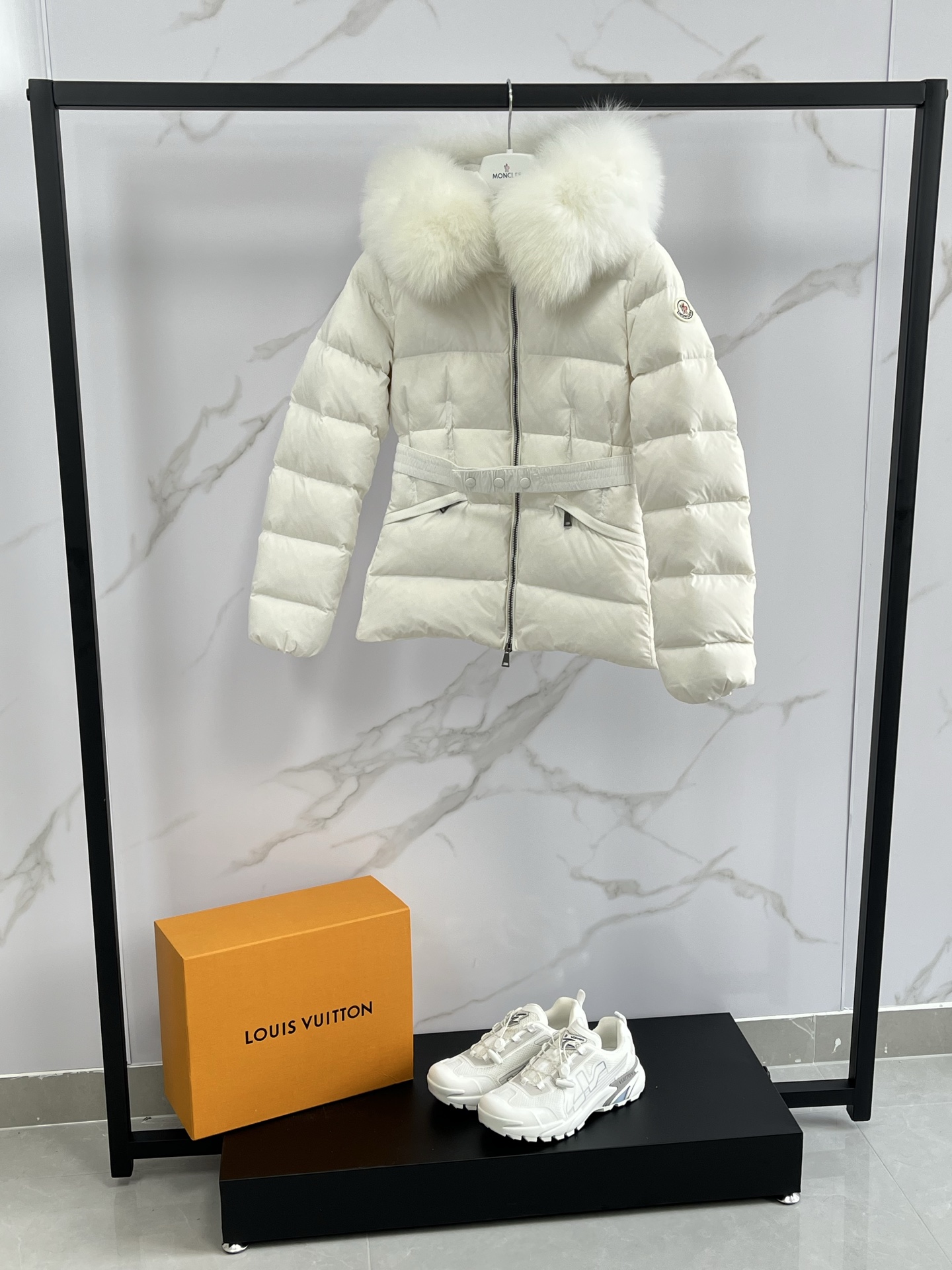 Moncler Down Jacket Black Hooded M-l