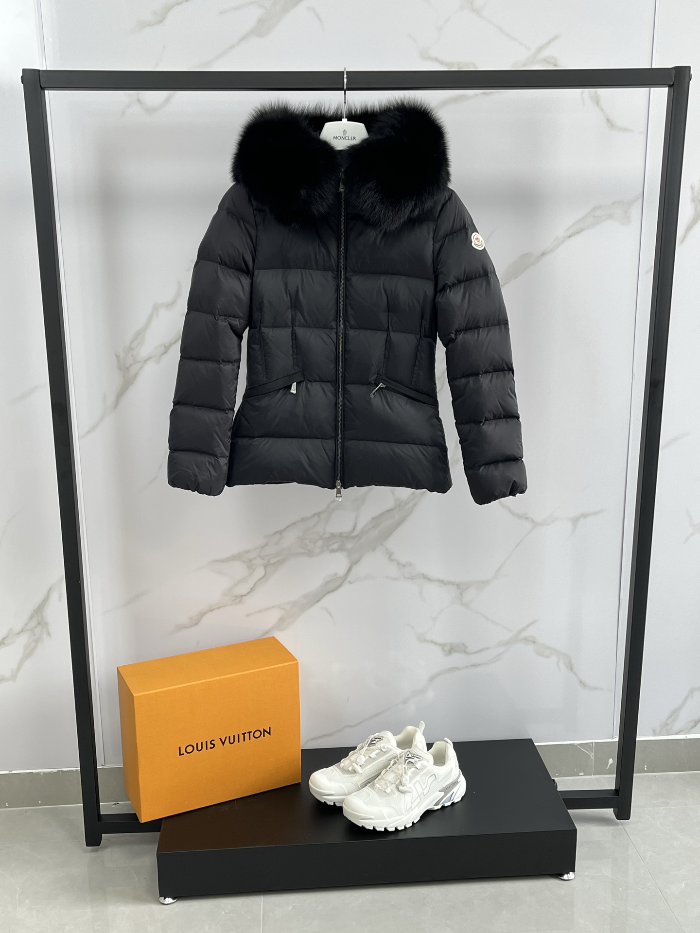 Moncler Down Jacket Black Hooded M-l