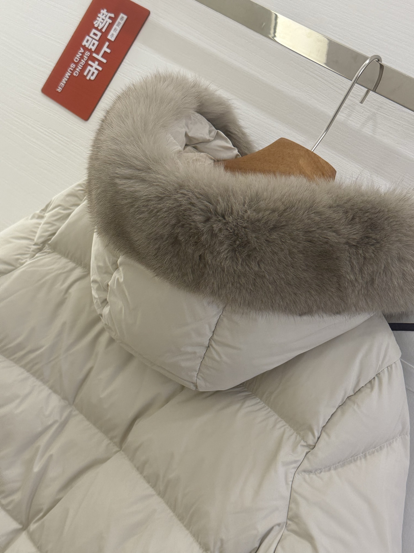 Moncler Female Down Jacket White Duck Down Black Hooded M-l