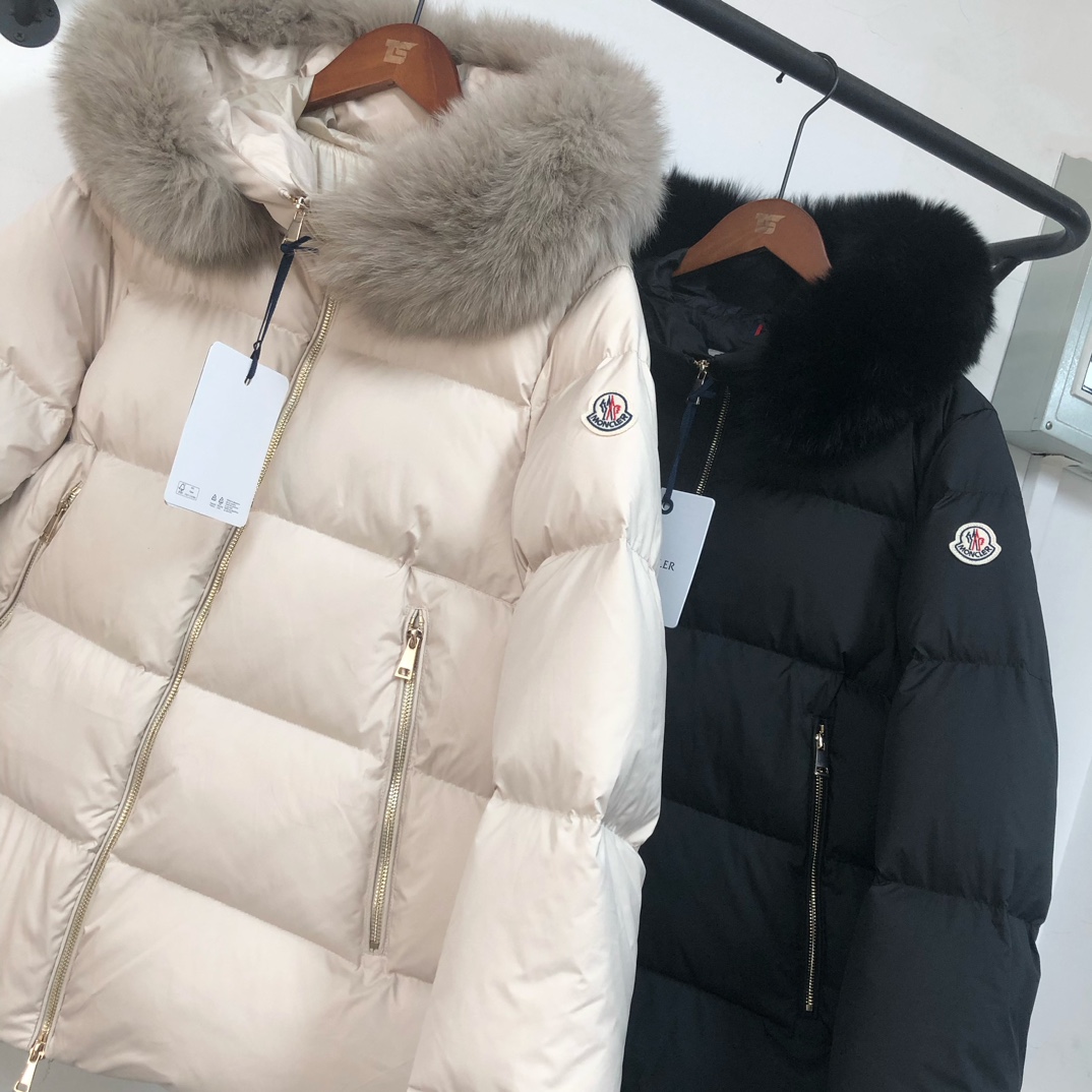Moncler Female Down Jacket Black Hooded S-m-l-xl