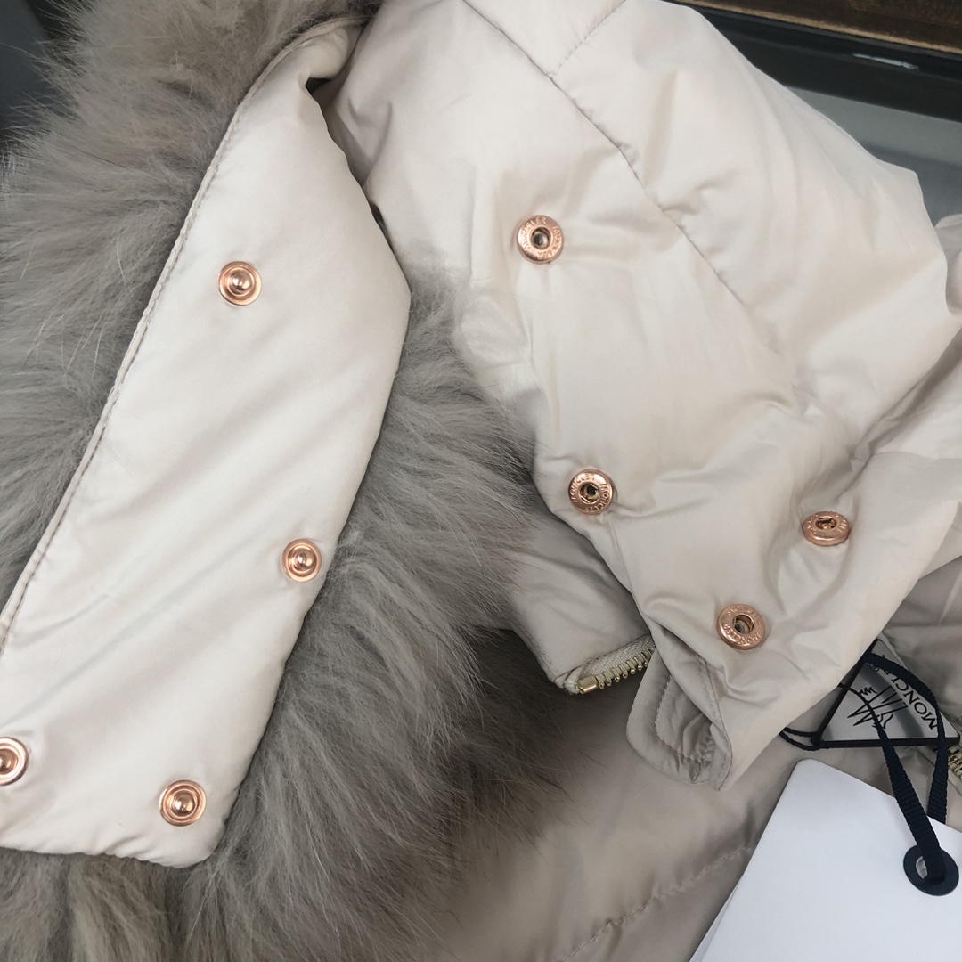 Moncler Female Down Jacket Black Hooded S-m-l-xl